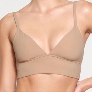 SKIMS Triangle Longline Bralette